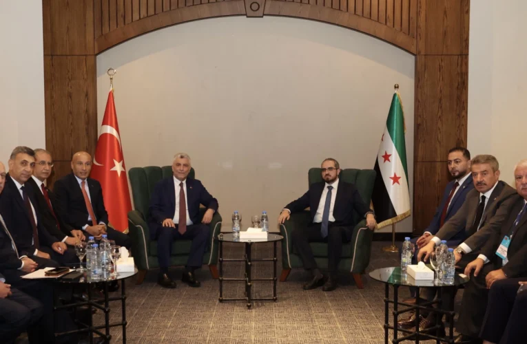 Ticaret Bakanı Bolat Şam’da… Yatırım Ajansı Başkanı Ramadan ile görüştü