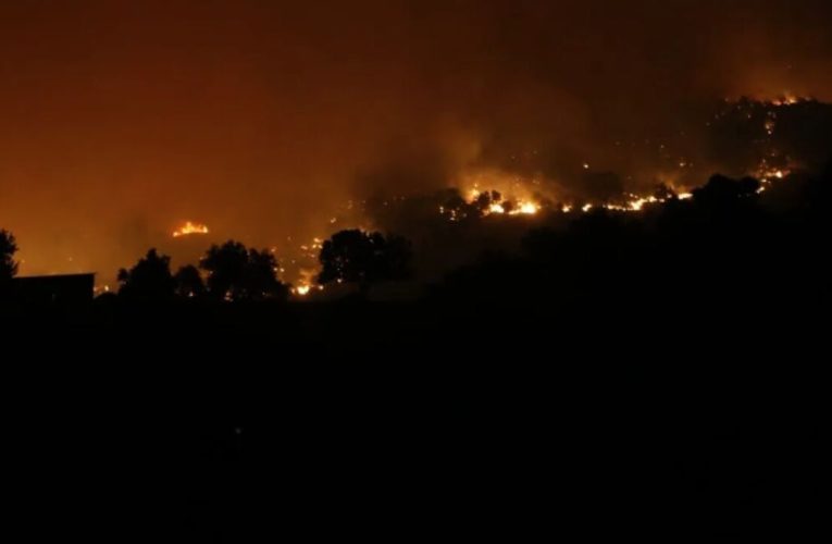Yunanistan’da 3 yangın daha!