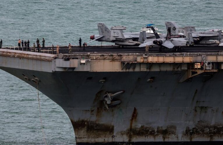 Aylarca denizden çıkmadı. USS Abraham Lincoln’ın son hali şaşırttı