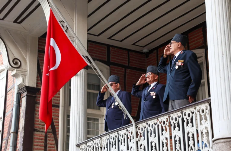 Bursa’nın kurtuluş coşkusu Tarihi Belediye Binası’nda