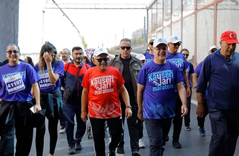 6. Uluslararası Kayseri Yarı Maratonu Başarıyla Gerçekleştirildi