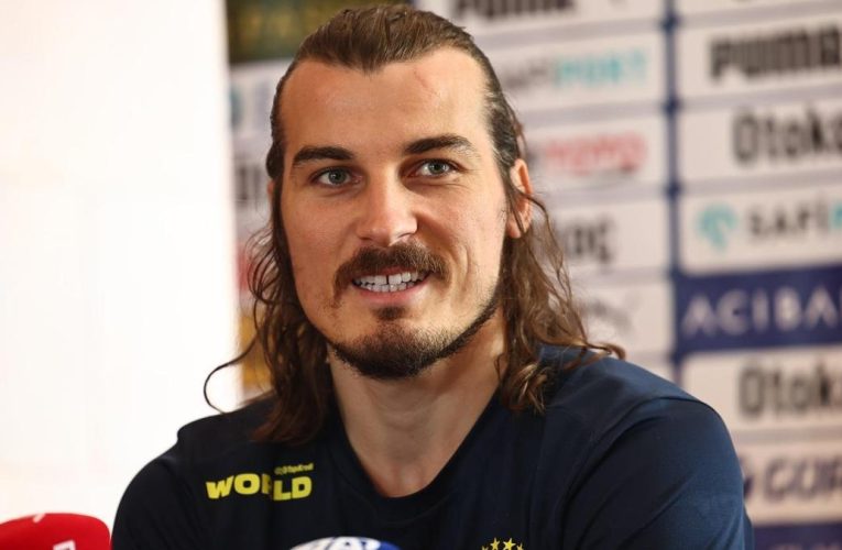 Fenerbahçe’de ayrılıklar açıklandı! Çağlar Söyüncü defteri kapandı…