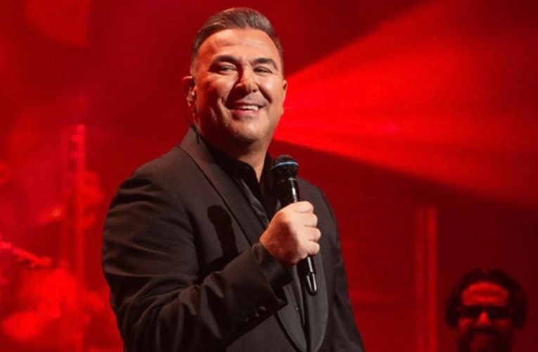 Antonis Remos D Maris Bay’da hayranlarıyla buluşacak