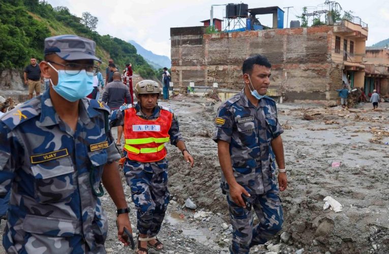Nepal’de bilanço ağırlaşıyor: 1342 kişi hayatını kaybetti