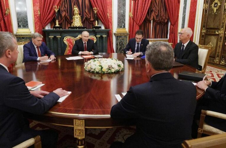 KRİTİK GÖRÜŞME BİTTİ! Putin’den Trump’a mesaj