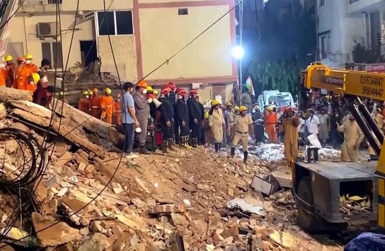 Hindistan’da öğrenci yurdu çöktü: 6 ölü