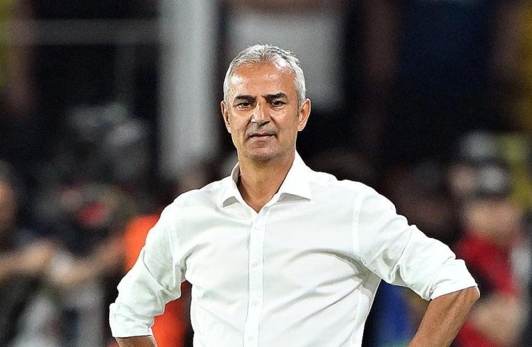 SON DAKİKA | Fenerbahçe, İsmail Kartal ile yola devam ediyor