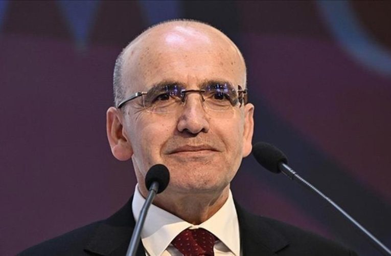 Bakan Şimşek: Piyasalarda Genel Risk Bulunmuyor