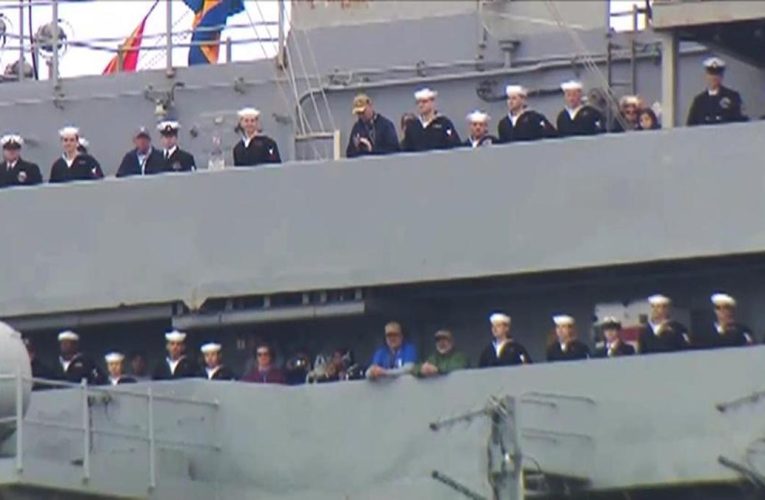 USS Abraham Lincoln’da 8 Denizciden İntihar Girişimi