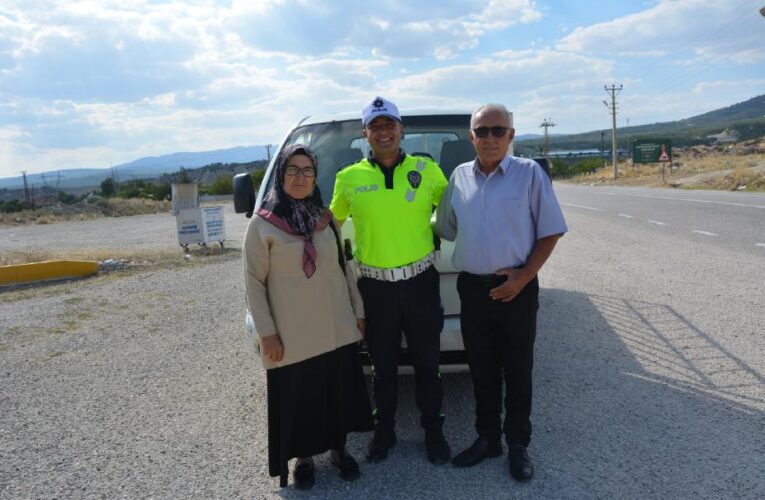 Polis, eşini yolda bırakan adama bulaşık yıkama cezası verdi