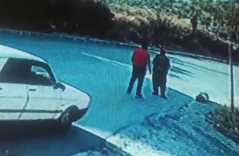 Engelli vatandaşın feci şekilde darp edildiği anların görüntüsü ortaya çıktı