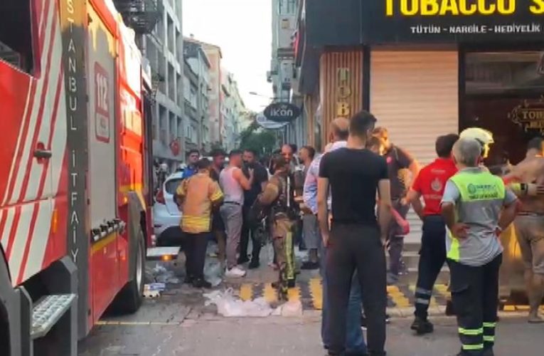 Bakırköy’de otelde yangın: 12 yaralı