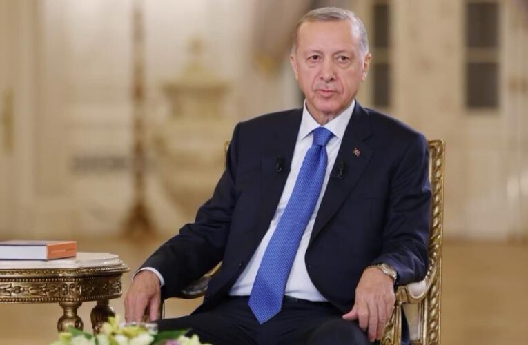 Cumhurbaşkanı Erdoğan’dan şehit polis Topatan’ın ailesine başsağlığı mesajı