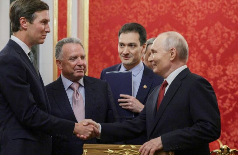 Putin, Trump’ın özel temsilcileriyle Kremlin’de görüştü