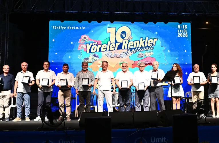 Antalya’da Yöreler Renkler Festivali’nde Güneydoğu Anadolu Gecesi