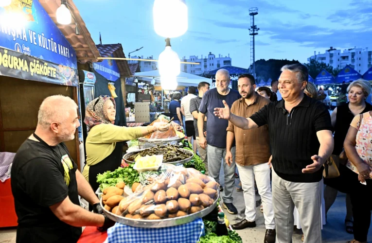 Antalya Muratpaşa’da Yöreler ‘Akdeniz Gecesi’ ile başladı