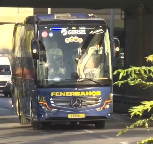 Fenerbahçe derbi için stada ulaştı