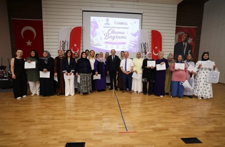 Denizli’de hayatları değişen kadınlar sertifikalarını aldı