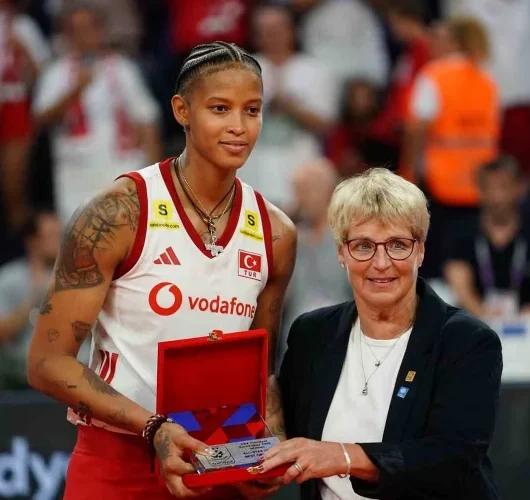MVP Melissa Vargas