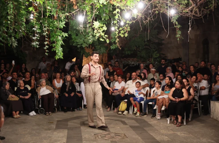 Gaziantep’in tarihi sokaklarında tiyatro rüzgarı