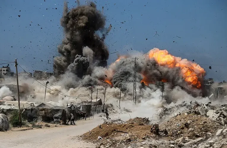 Katil İsrail Gazze’de son 24 saatte 8 kişiyi katletti
