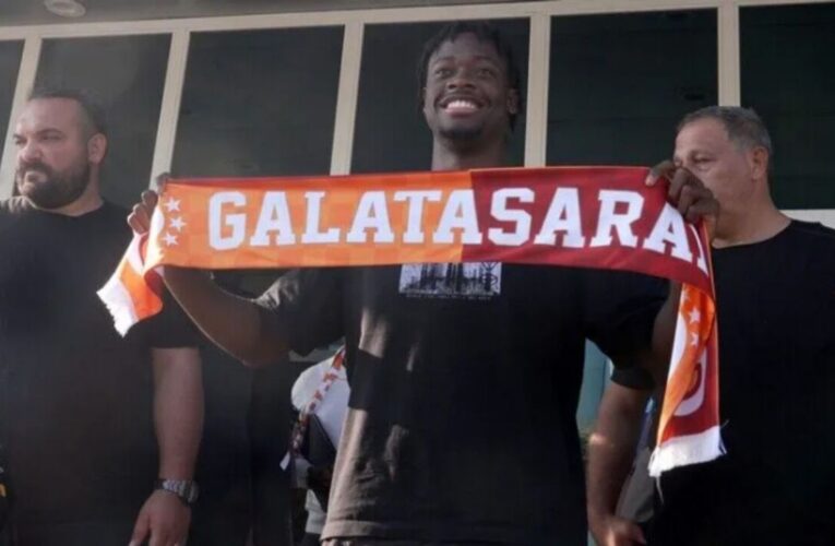 Galatasaray, Fransız futbolcu Bitshiabu’yu kadrosuna kattı
