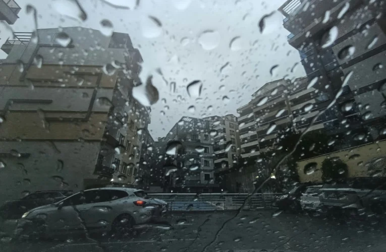 Hava Sıcaklıkları Düşerken Kuvvetli Yağışlar Geliyor