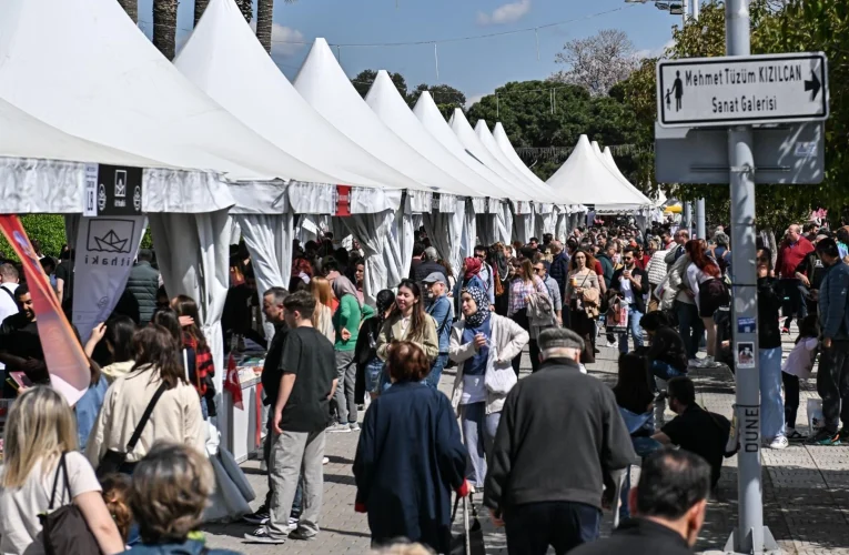 İZKİTAP sonbaharda Kültürpark’ta