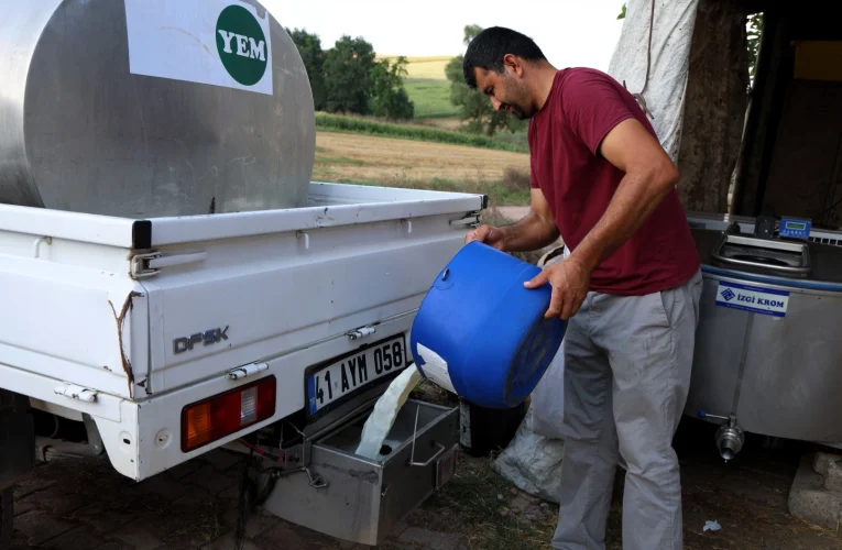 Kocaeli’de üreticiye süt soğutma tankı desteği