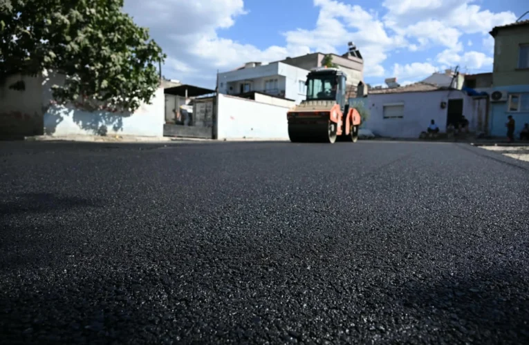 Manisa Salihli’de Çiçek Caddesi yenileniyor
