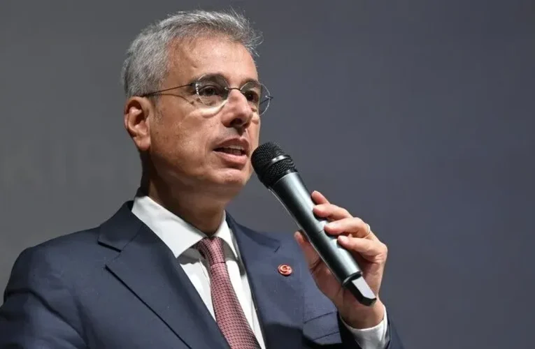 Bakan Memişoğlu’ndan dünyaya sağlık çağrısı: “Ortak sorumluluk”
