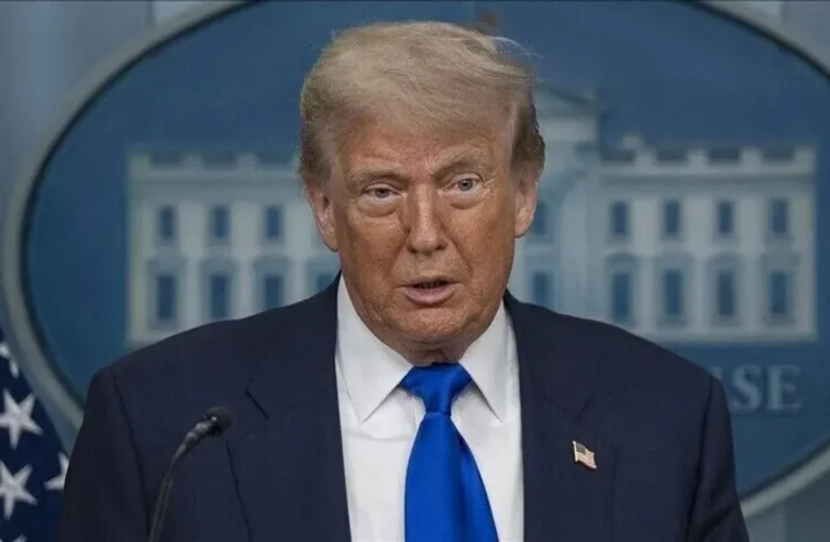 Trump, Yüksek Mahkeme Kararlarını Eleştirdi