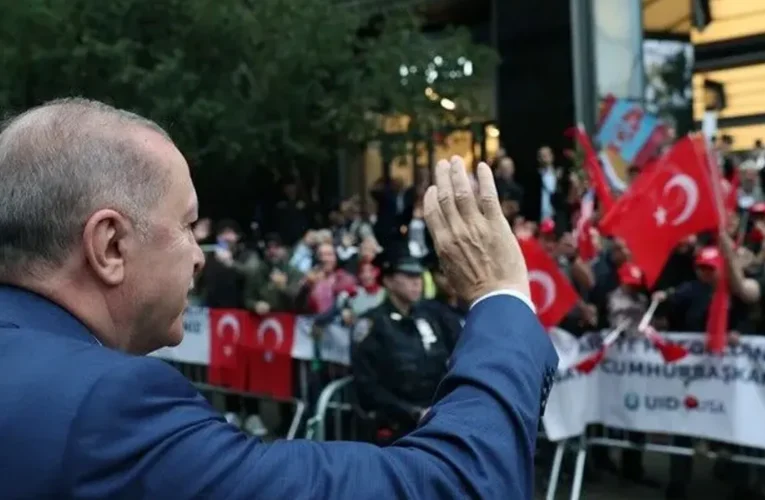 Cumhurbaşkanı Erdoğan, Türkevi’nde Vatandaşlarla Buluştu
