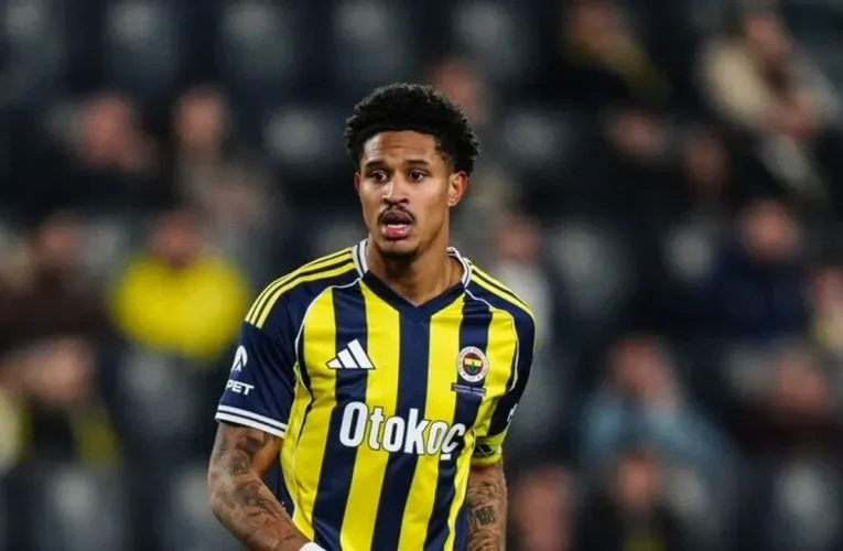 Fenerbahçe’nin Hollandalı futbolcusu ameliyat edildi