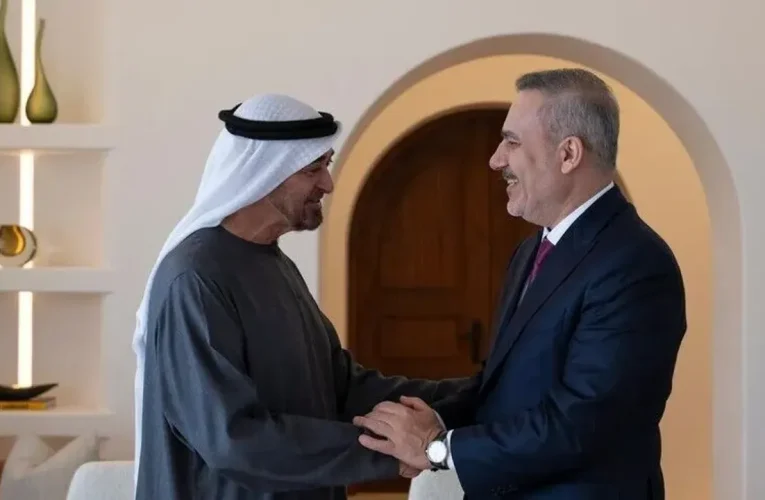 Dışişleri Bakanı Fidan, BAE Devlet Başkanı Al Nahyan ile Görüştü