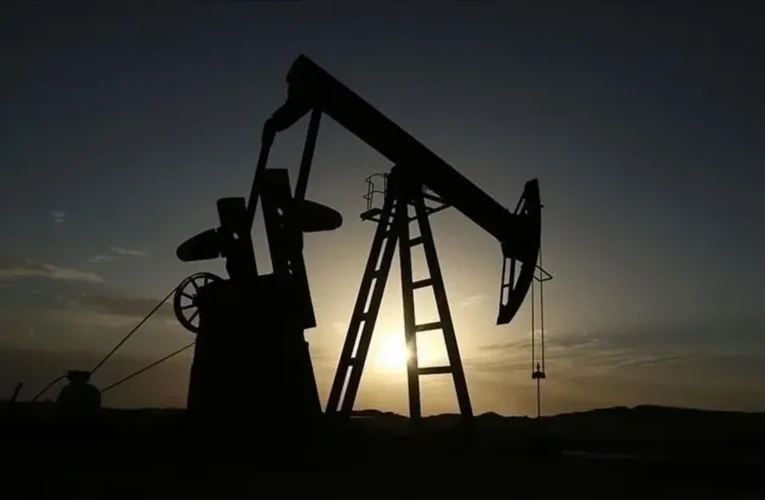Petrol çalmaya çalışan 37 kişi zehirlenerek öldü