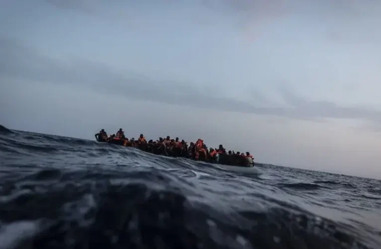 Sahil Güvenlikten İzmir’de düzensiz göç operasyonu. 56 göçmen yakalandı