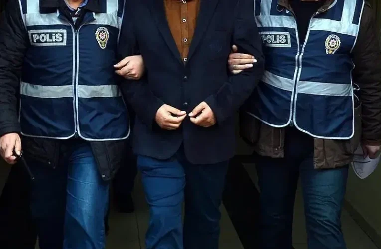 FETÖ’nün bilişim yapılanmasına operasyon: 10 gözaltı