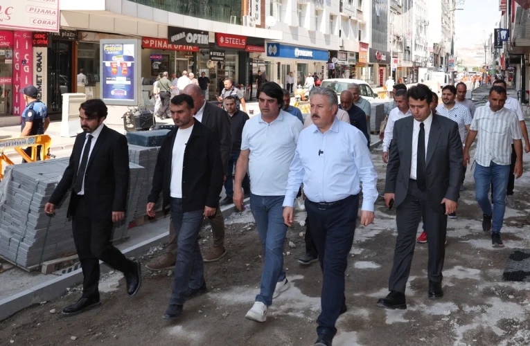 Kayseri Melikgazi’de Şehir Merkezine Yeni Estetik Dokunuşlar