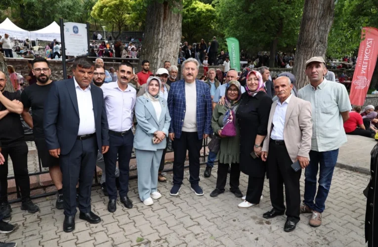Mustafa Palancıoğlu pilav şenliğine katıldı